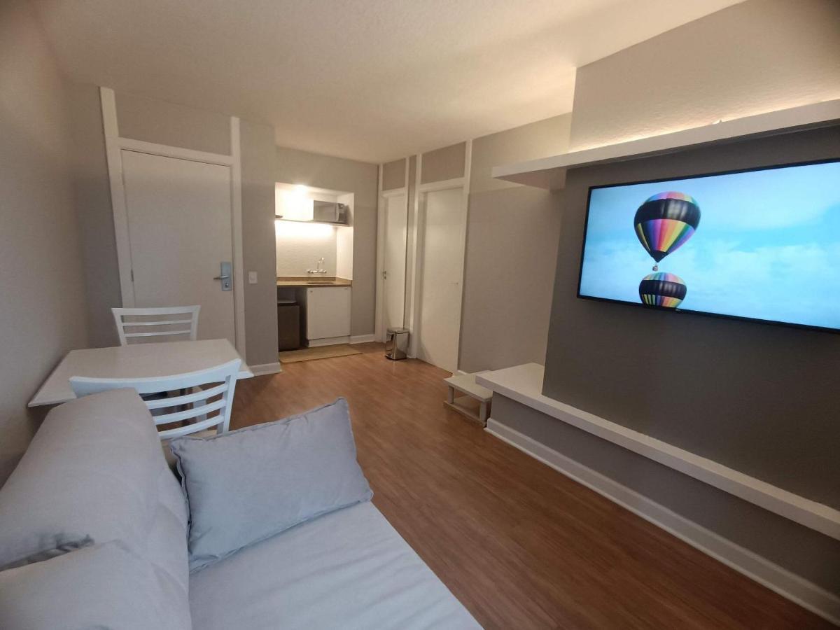 Apto-Flat Excelente Localizacao Centro-Batel - Somente Familiares Куритиба Екстериор снимка