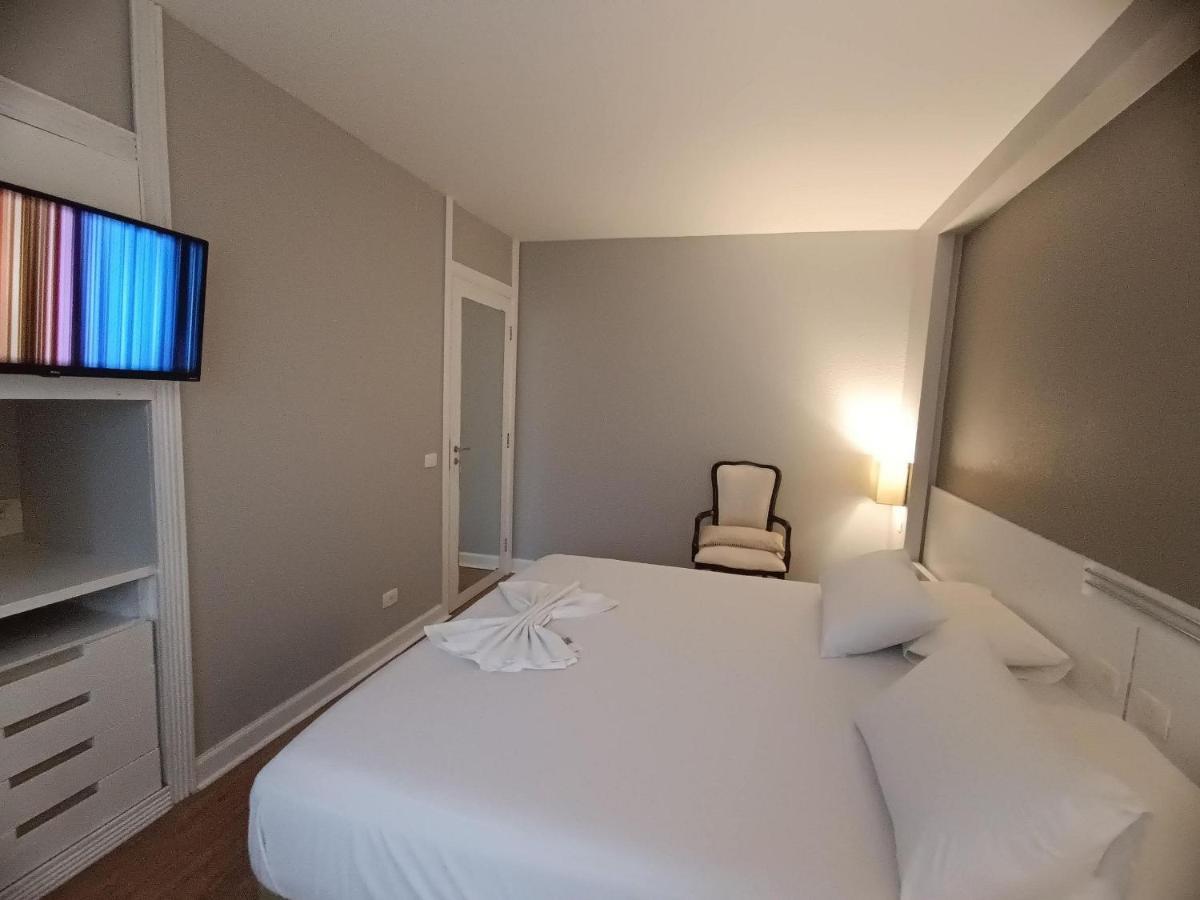 Apto-Flat Excelente Localizacao Centro-Batel - Somente Familiares Куритиба Екстериор снимка