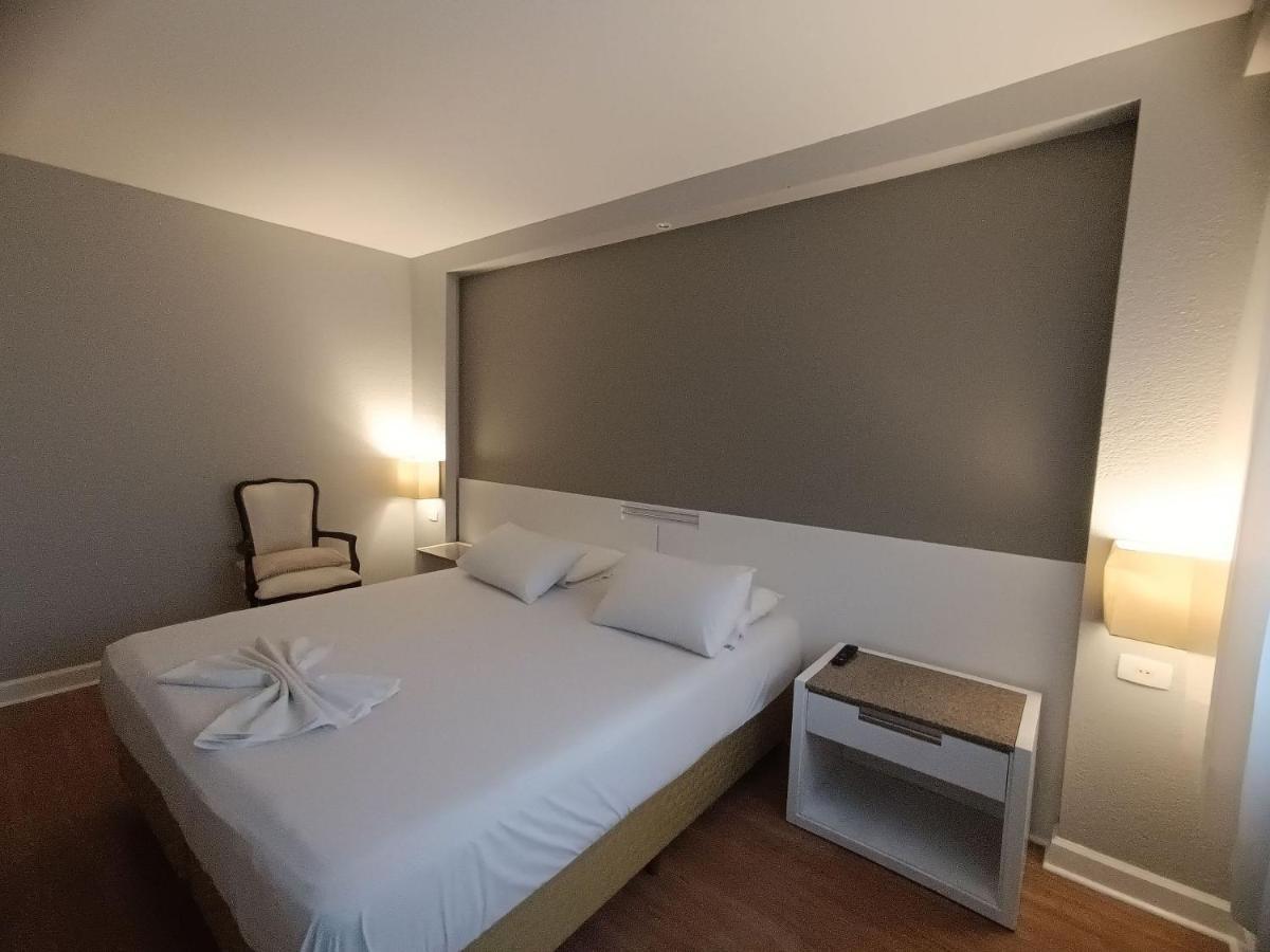 Apto-Flat Excelente Localizacao Centro-Batel - Somente Familiares Куритиба Екстериор снимка