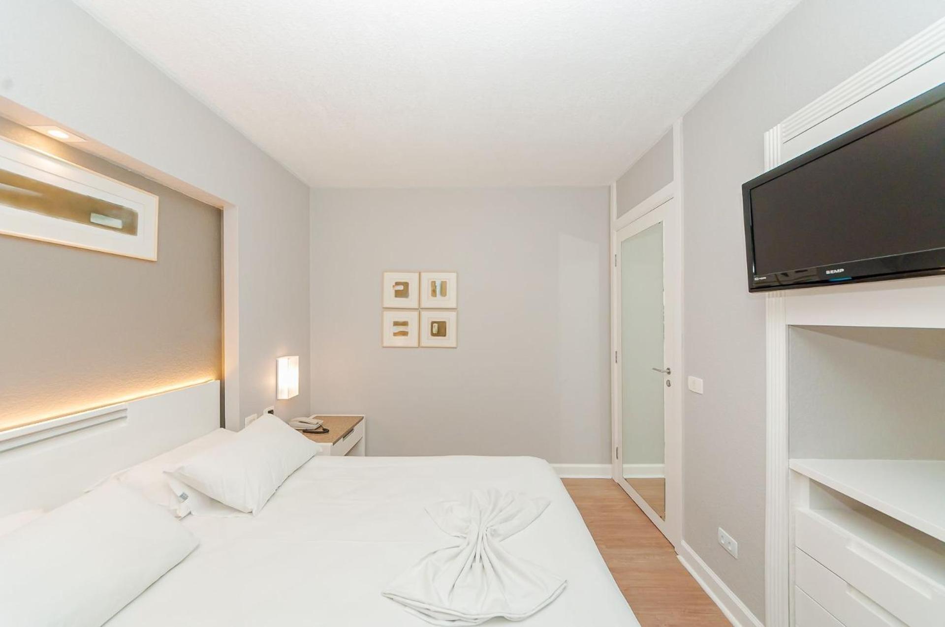 Apto-Flat Excelente Localizacao Centro-Batel - Somente Familiares Куритиба Екстериор снимка